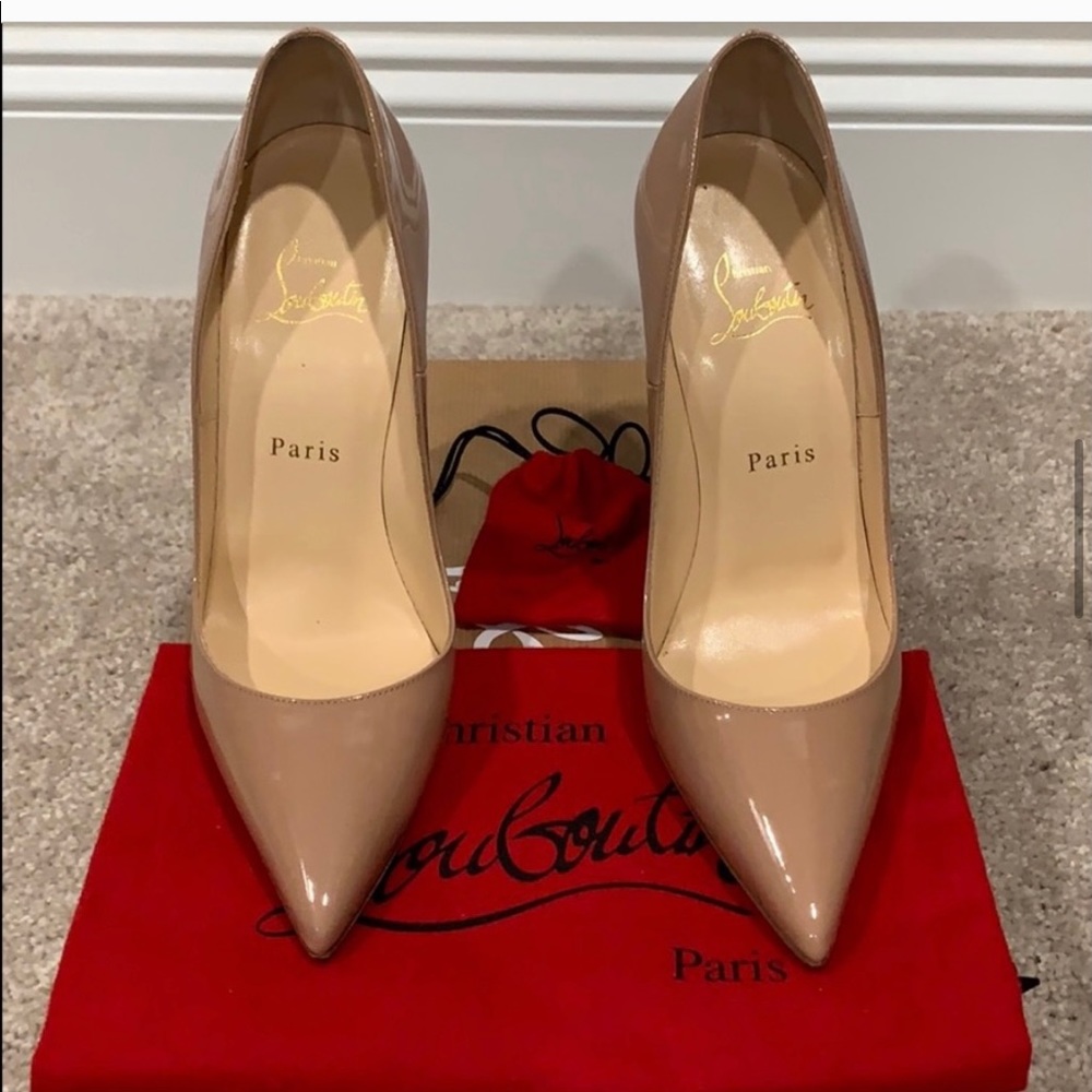 Christian Louboutin So Kate Nude